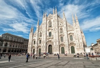 Como achar passagens em promoção para Milão