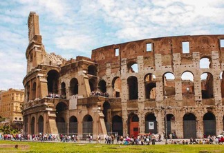 Ingressos para visita guiada pelo Coliseu, Fórum e Palatino em Roma
