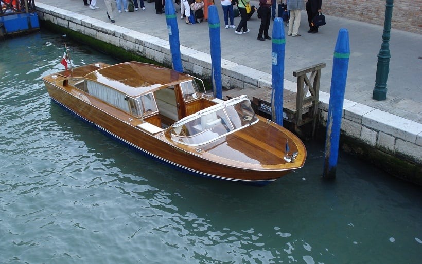 Táxi aquático em Veneza