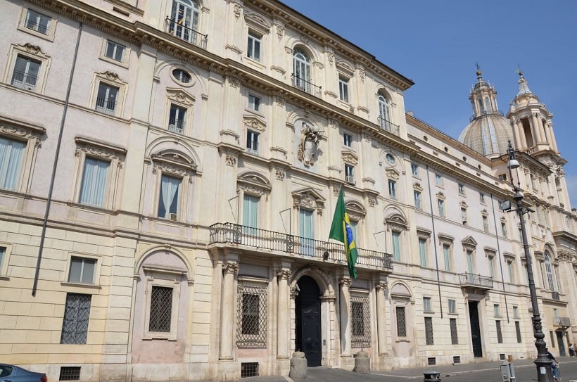 Embaixada brasileira na Piazza Navona em Roma