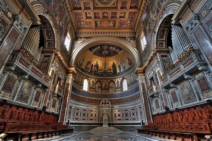 Basílica di San Giovanni in Laterano em Roma na Itália