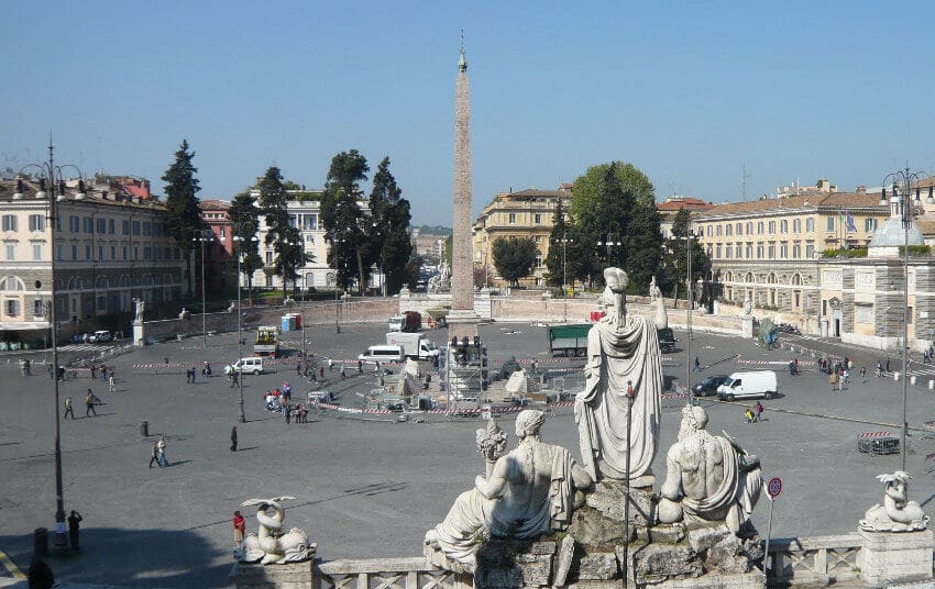 Piazza del Popolo em Roma