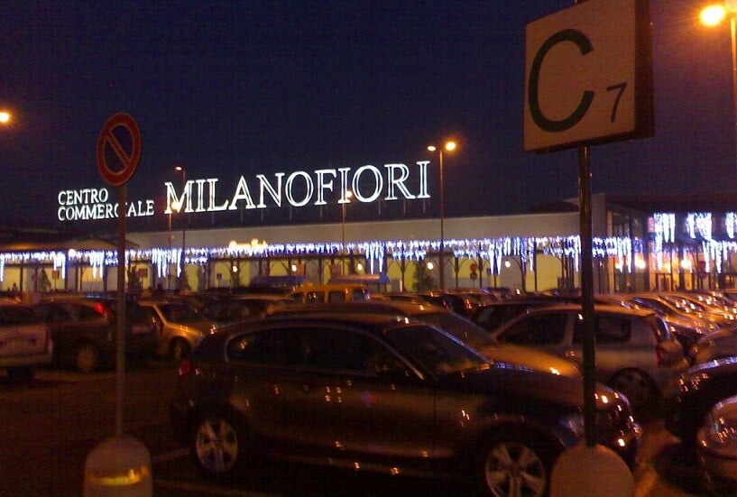  Shopping Centro Commerciale Milano Fiore em Milão