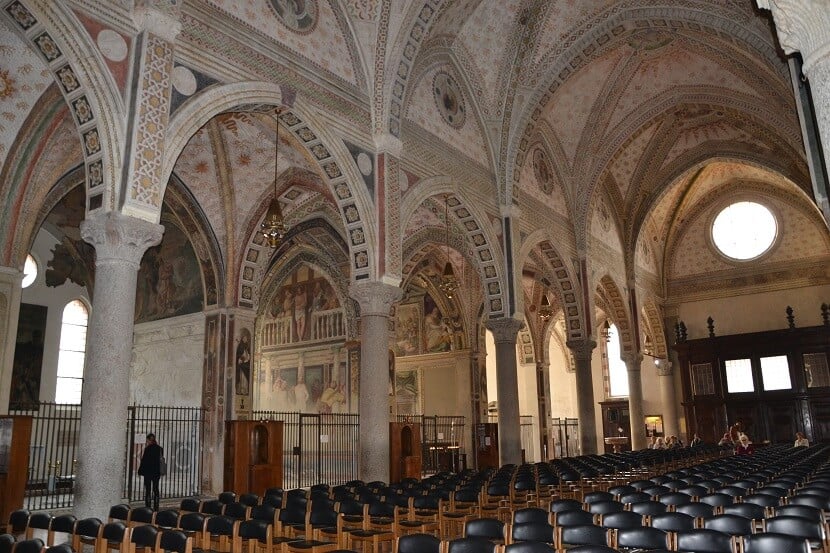 Interior da igreja Santa Maria delle Grazie