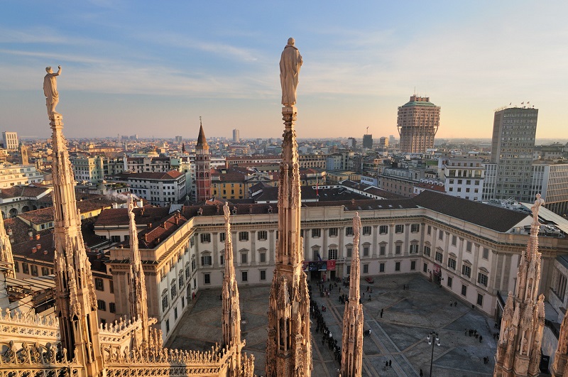 Palácio Real visto da Duomo