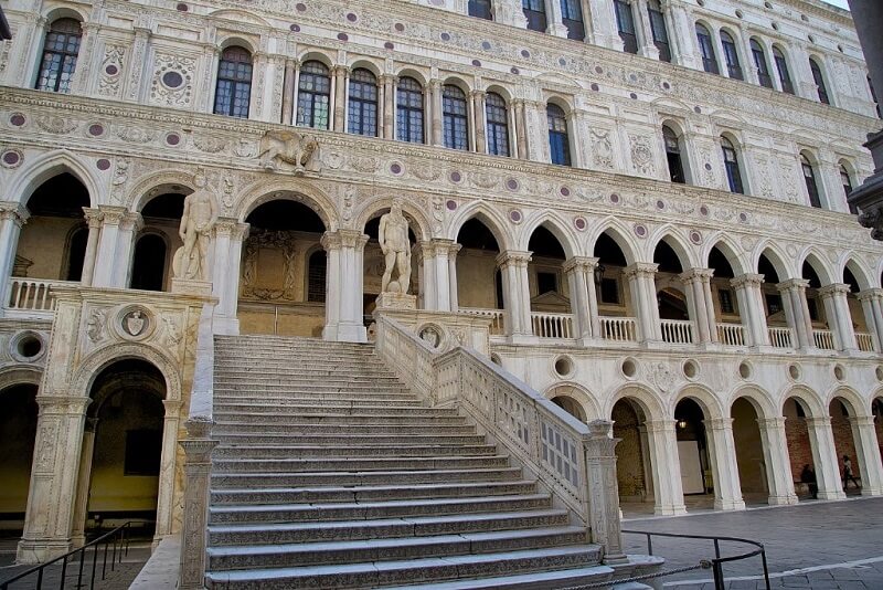 Entrada do Palácio Ducal em Veneza