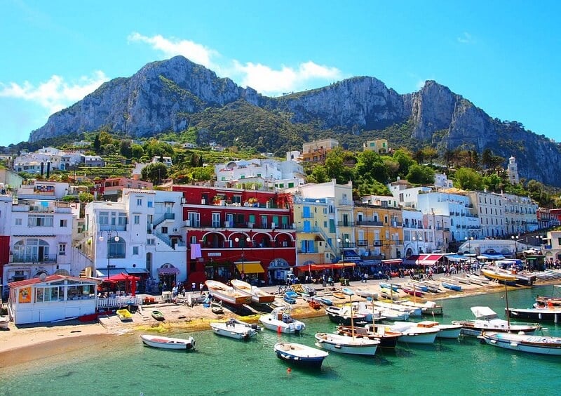 Vista da ilha de Capri na Itália