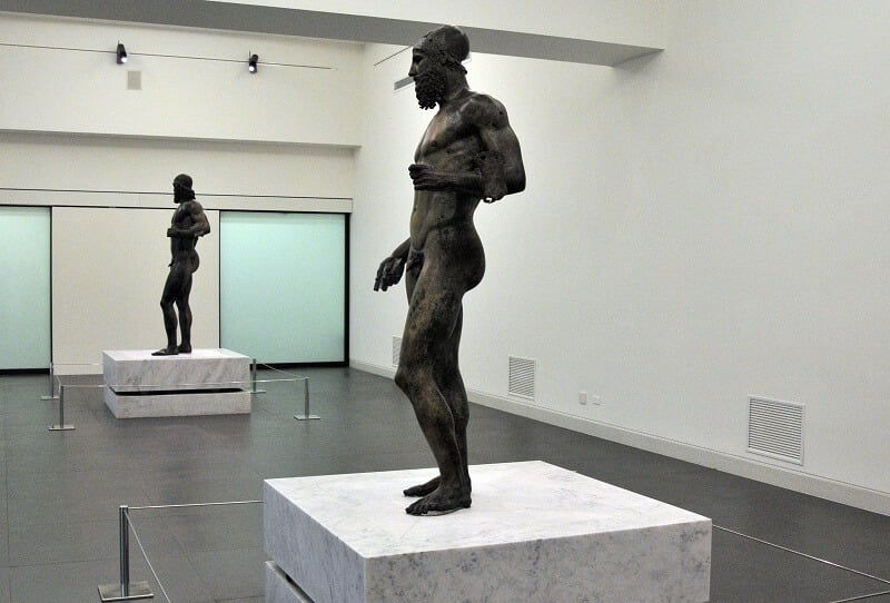 Estátuas de bronze de Riace expostas no Museo Archeologico Nazionale