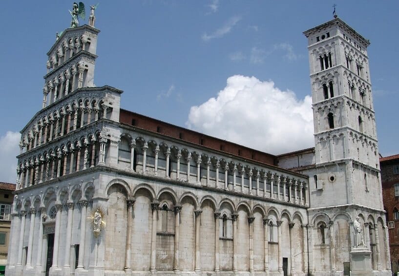 Lateral da Catedral de Lucca