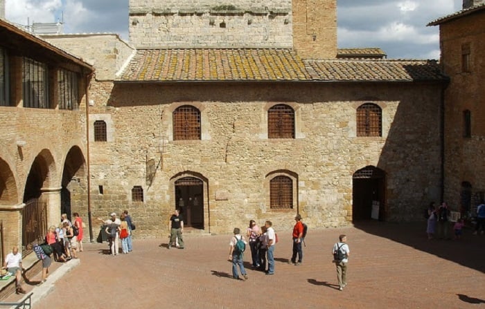 Visitantes no Museo d'Arte Sacra