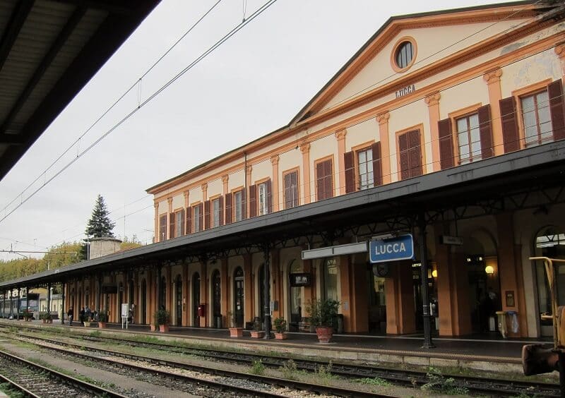 Estação de trem de Lucca na Itália