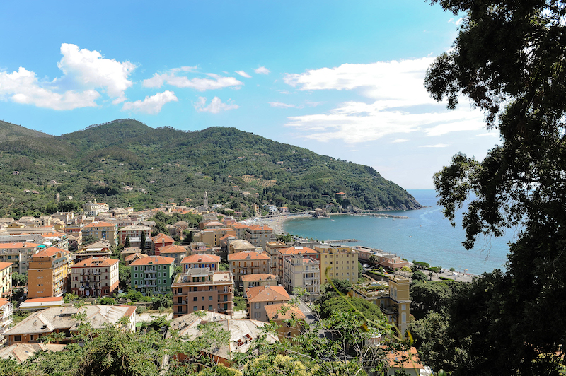 Vista da cidade de Levanto na Itália