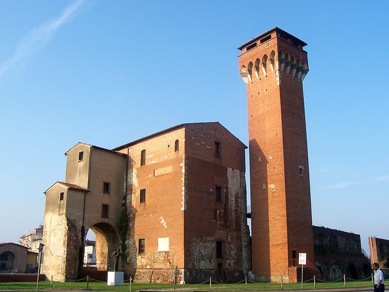 Torre Guelfa em Pisa