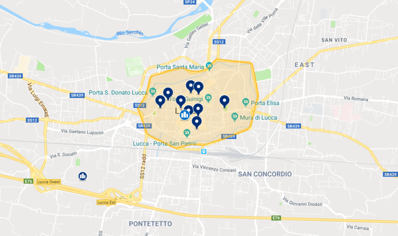 Mapa dos hotéis no centro de Lucca